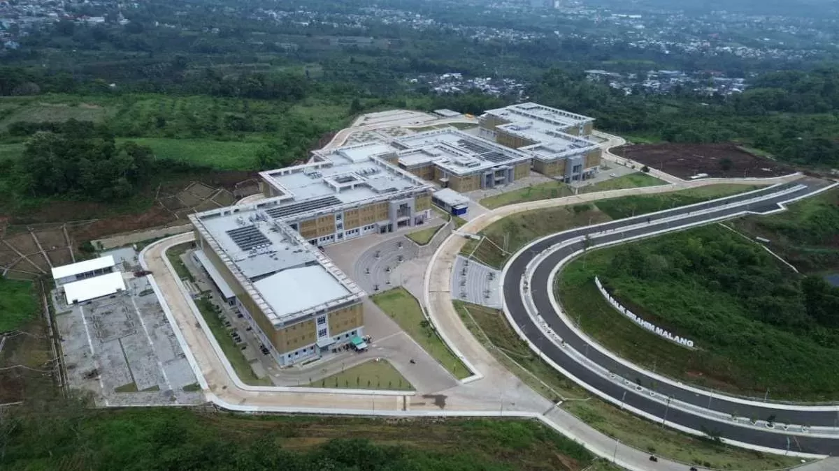 PTPP menuntaskan pembangunan Tahap II kampus UIN Maulana Malik Ibrahim Malang yang berlokasi di Kota Batu, Jawa Timur, dengan nilai kontrak Rp674,66 miliar. (DOK. PTPP)