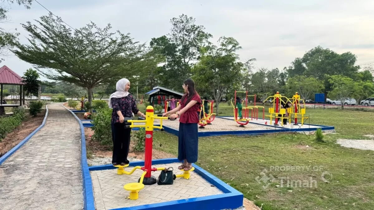 Kundur Park yang dikelola oleh PT Timah kini jadi destinasi favorit warga untuk olahraga, rekreasi keluarga, dan edukasi satwa. (timah.com)