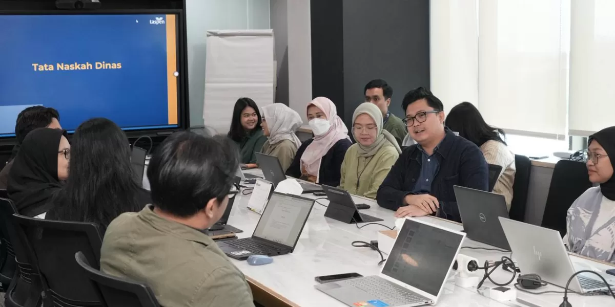 TASPEN terima benchmarking IndonesiaRe bahas transformasi kearsipan digital, pengelolaan arsip, dan roadmap modern 2025&ndash;2029. (Dok. TASPEN)