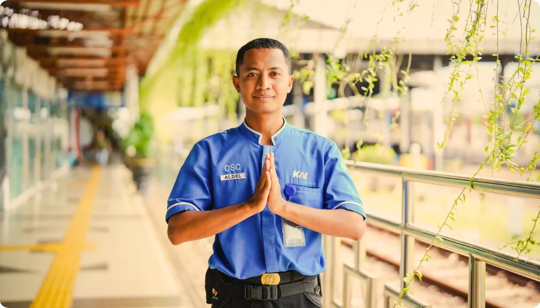 KAI Services tambah 1.765 personel demi layanan optimal dan perjalanan aman saat Angkutan Lebaran 2026. (reska.id)