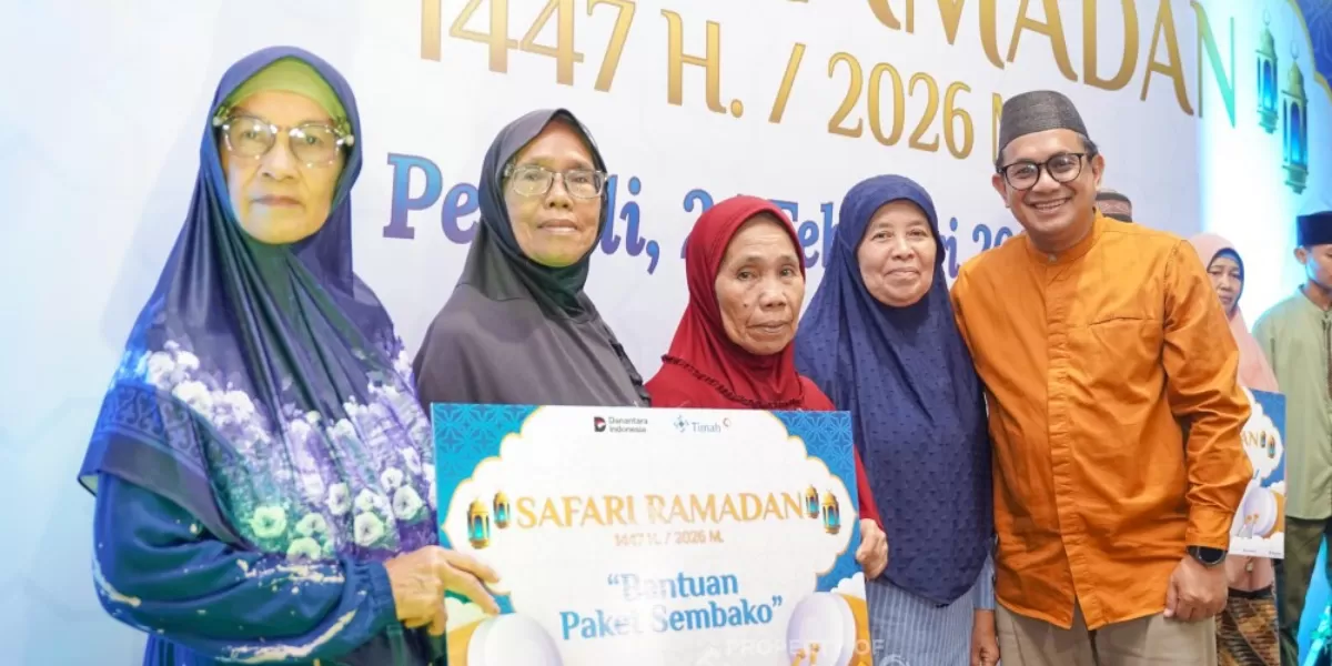 PT TIMAH salurkan ratusan paket sembako di Bangka saat Ramadan 1447 H, bantu lansia dan janda penuhi kebutuhan pokok. (Dok. PT Timah)