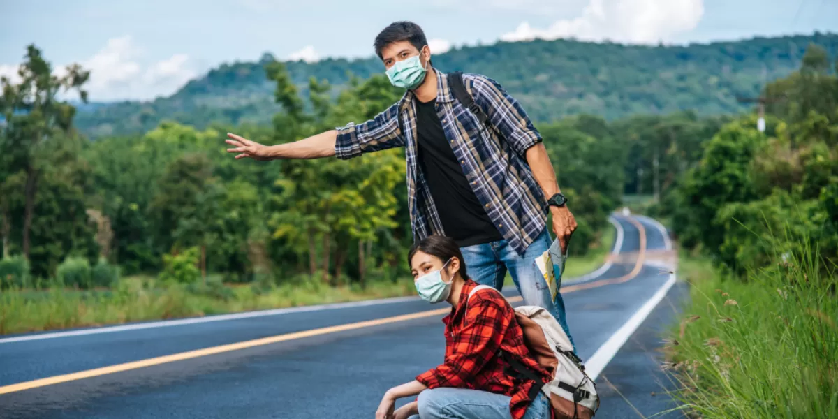 Simak tips mengatasi rasa takut nyasar saat bepergian jauh agar perjalananmu tetap tenang, aman, dan penuh percaya diri. (Freepik/jcomp)