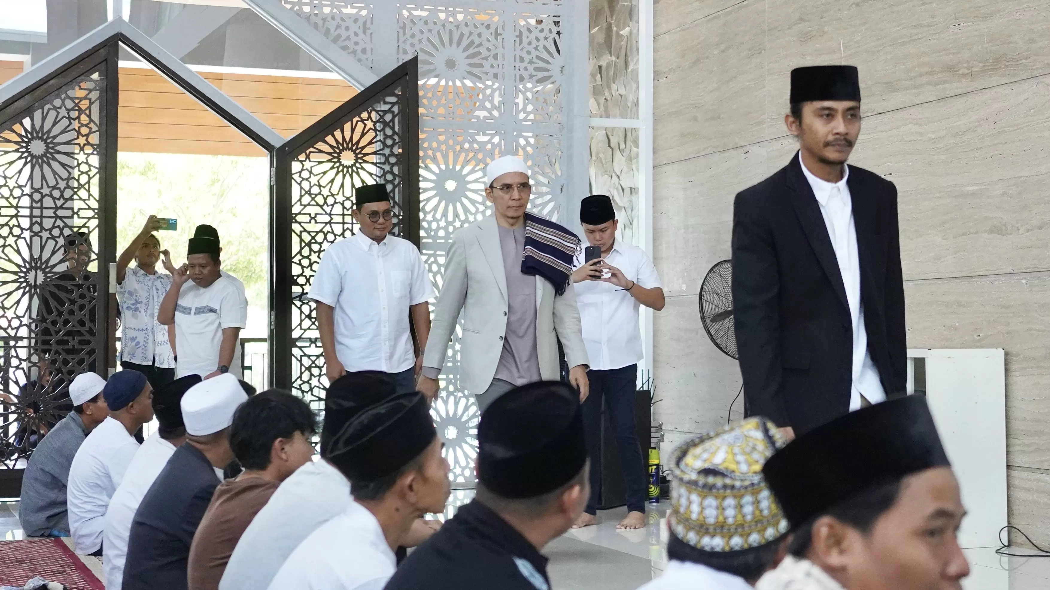 Tabligh Akbar di Masjid Nurul Bilad menjadi bagian dari rangkaian Berkah Ramadan Mandalika 2026.Tabligh Akbar di Masjid Nurul Bilad menjadi bagian dari rangkaian Berkah Ramadan Mandalika 2026.