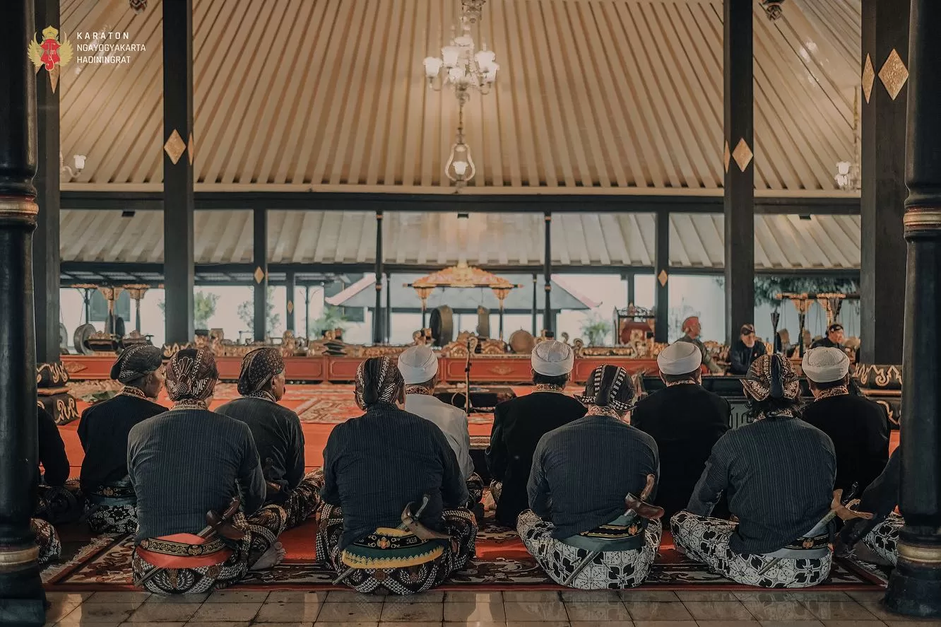 Keraton Yogyakarta dan Solo punya acara khusus setiap malam selikuran.  (Facebook/Kraton Jogja)