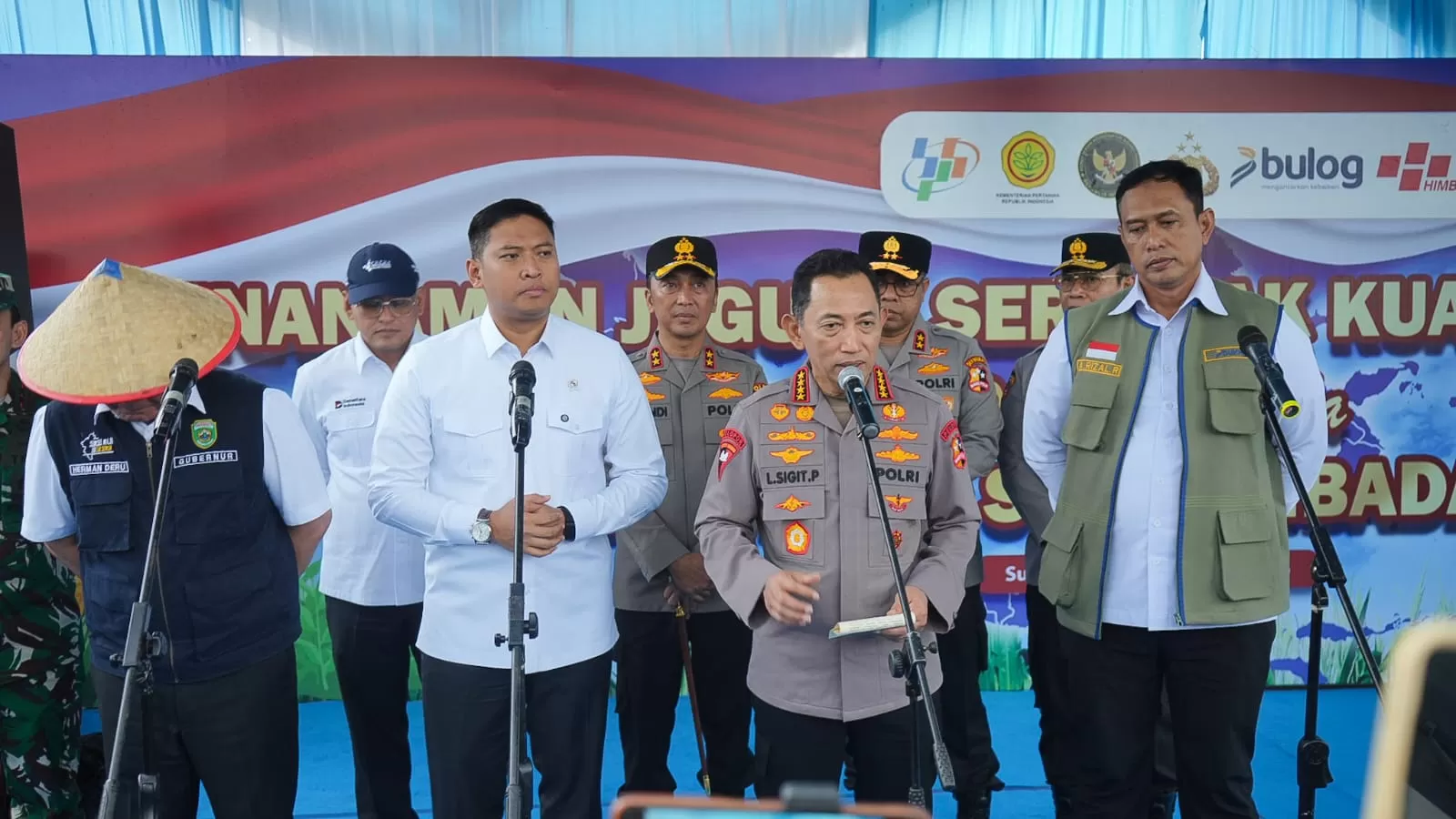  BULOG dukung penanaman jagung nasional bersama Kapolri di Sumatera Selatan sebagai bagian dari upaya memperkuat ketahanan dan swasembada pangan Indonesia. (Dok. BULOG)