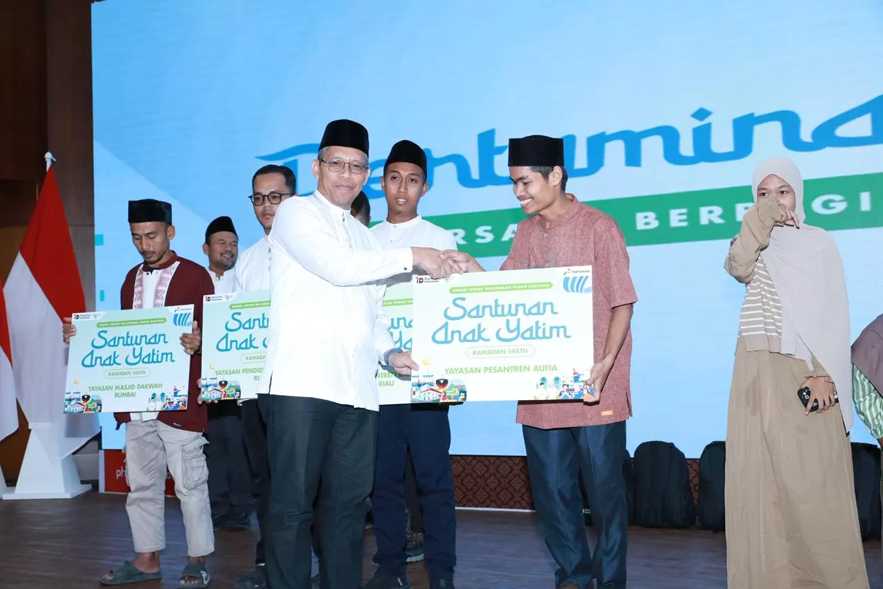 Pertamina lakukan management walkthrough di fasilitas CEOR PHR Rokan sekaligus Safari Ramadan 1447 H untuk perkuat produksi energi dan kepedulian sosial. (Dok. Pertamina)