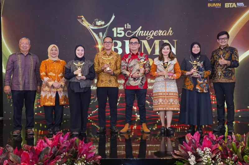 PTP Nonpetikemas meraih penghargaan pada ajang 15th Anugerah BUMN 2026 dengan kategori National Hub Port & Strategic Maritim Connectivity. (DOK. PTP Nonpetikemas)
