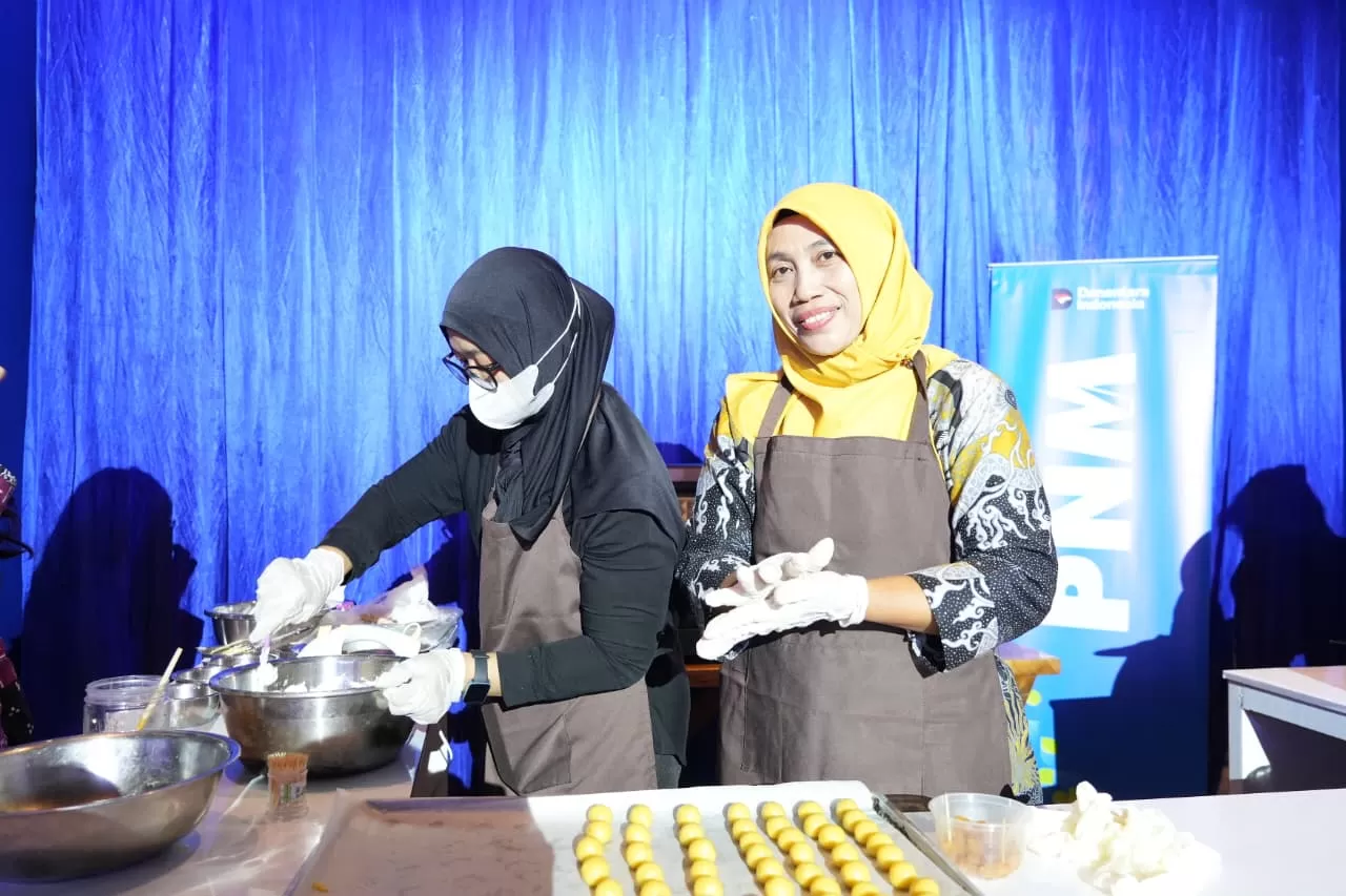 PNM memberdayakan jutaan perempuan prasejahtera melalui pembiayaan dan pendampingan usaha ultra mikro di seluruh Indonesia. (pnm.co.id)