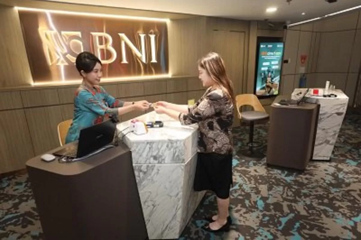 BNI siapkan layanan cabang terbatas, mobil layanan, dan kanal digital agar transaksi masyarakat tetap berjalan selama libur. (bni.co.id)