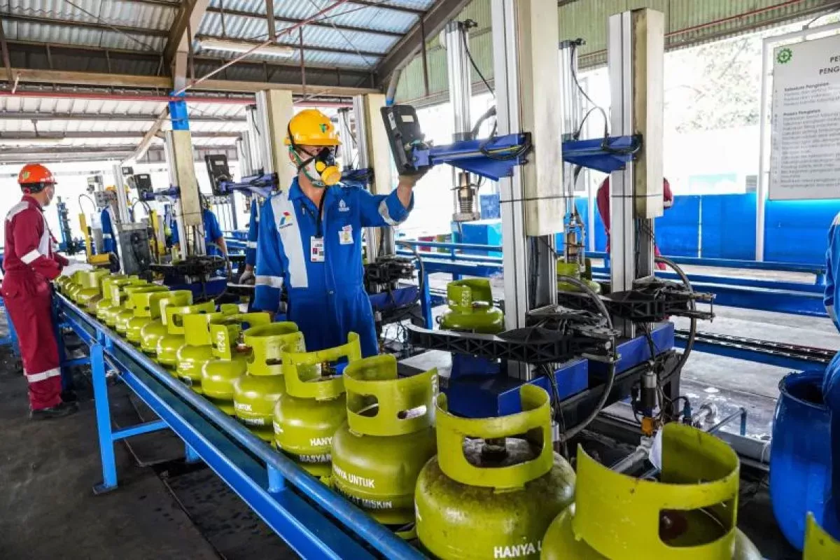 Pertamina Patra Niaga menambah penyaluran LPG 3 kg secara nasional sebanyak lebih dari 23 juta tabung pada Maret 2026 untuk menjaga ketersediaan saat momentum Lebaran 2026. (DOK. Pertamina Patra Niaga)
