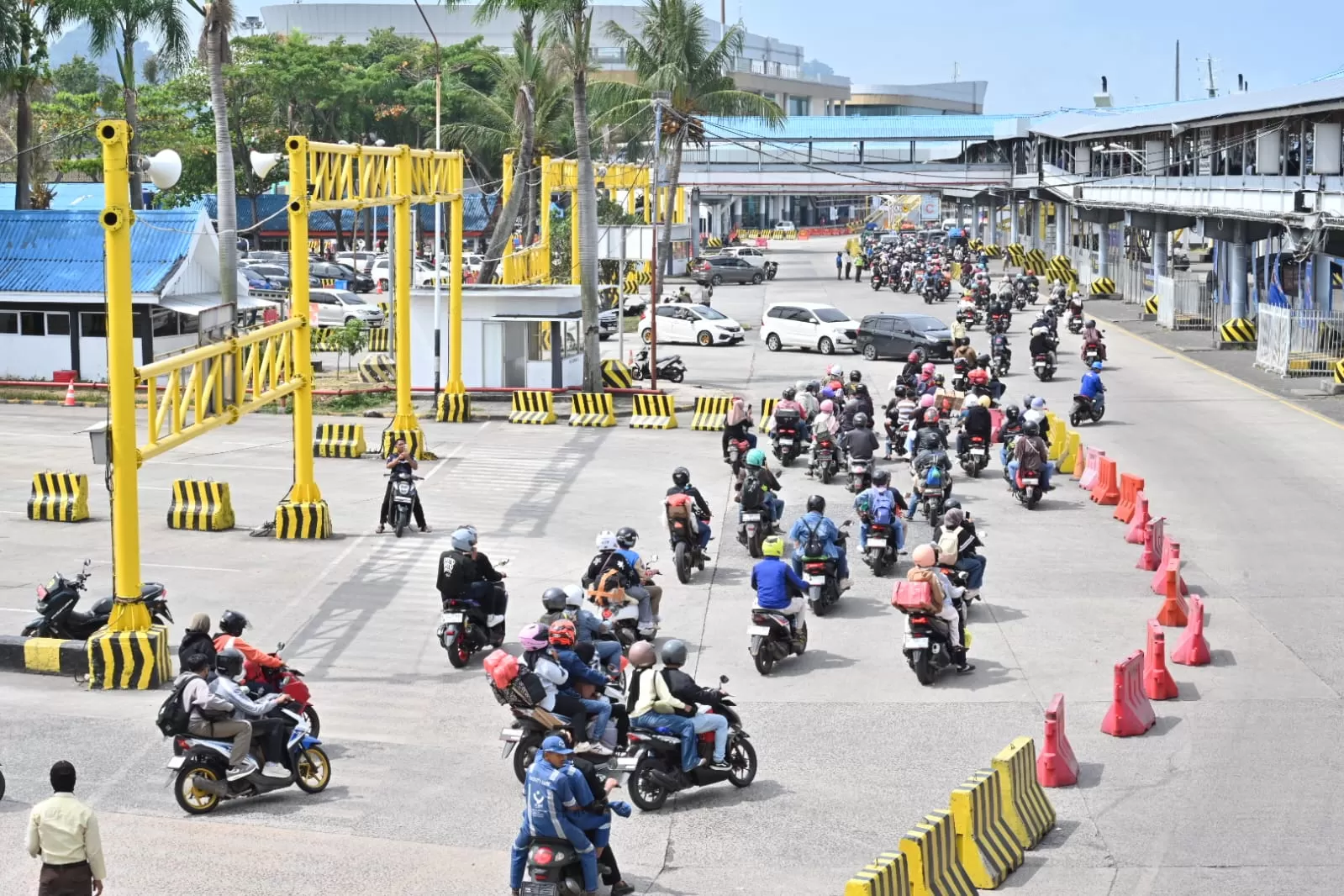 Arus balik Sumatera&ndash;Jawa kembali meningkat, ASDP siapkan strategi operasional hadapi puncak 28&ndash;29 Maret 2026. (Dok. ASDP)