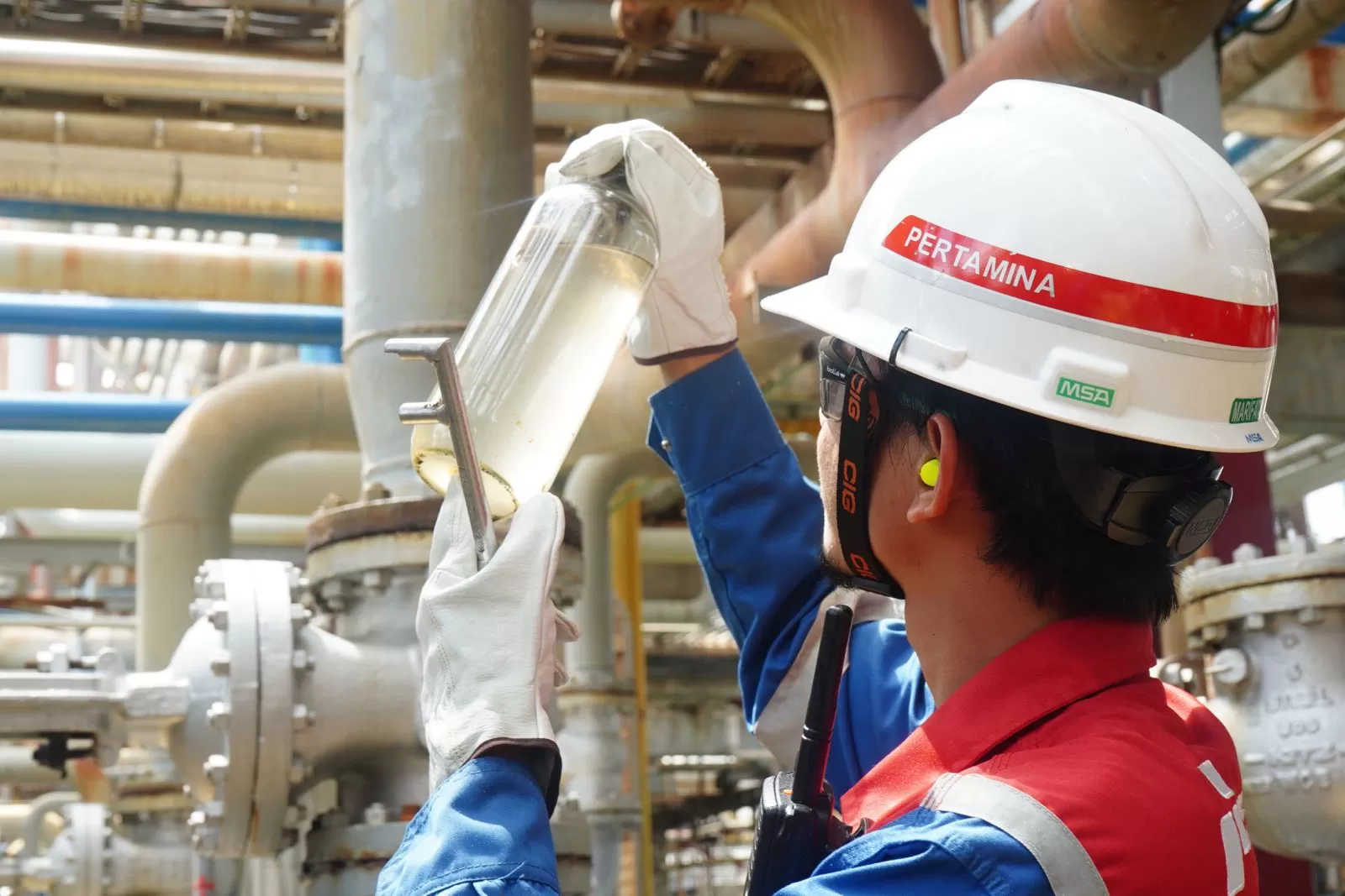 Pertamina Patra Niaga Kilang Balikpapan kembangkan SF-05 berperforma tinggi untuk pengeboran, perkuat pasokan energi dan dukung kemandirian industri nasional. (Dok. Pertamina Patra Niaga)