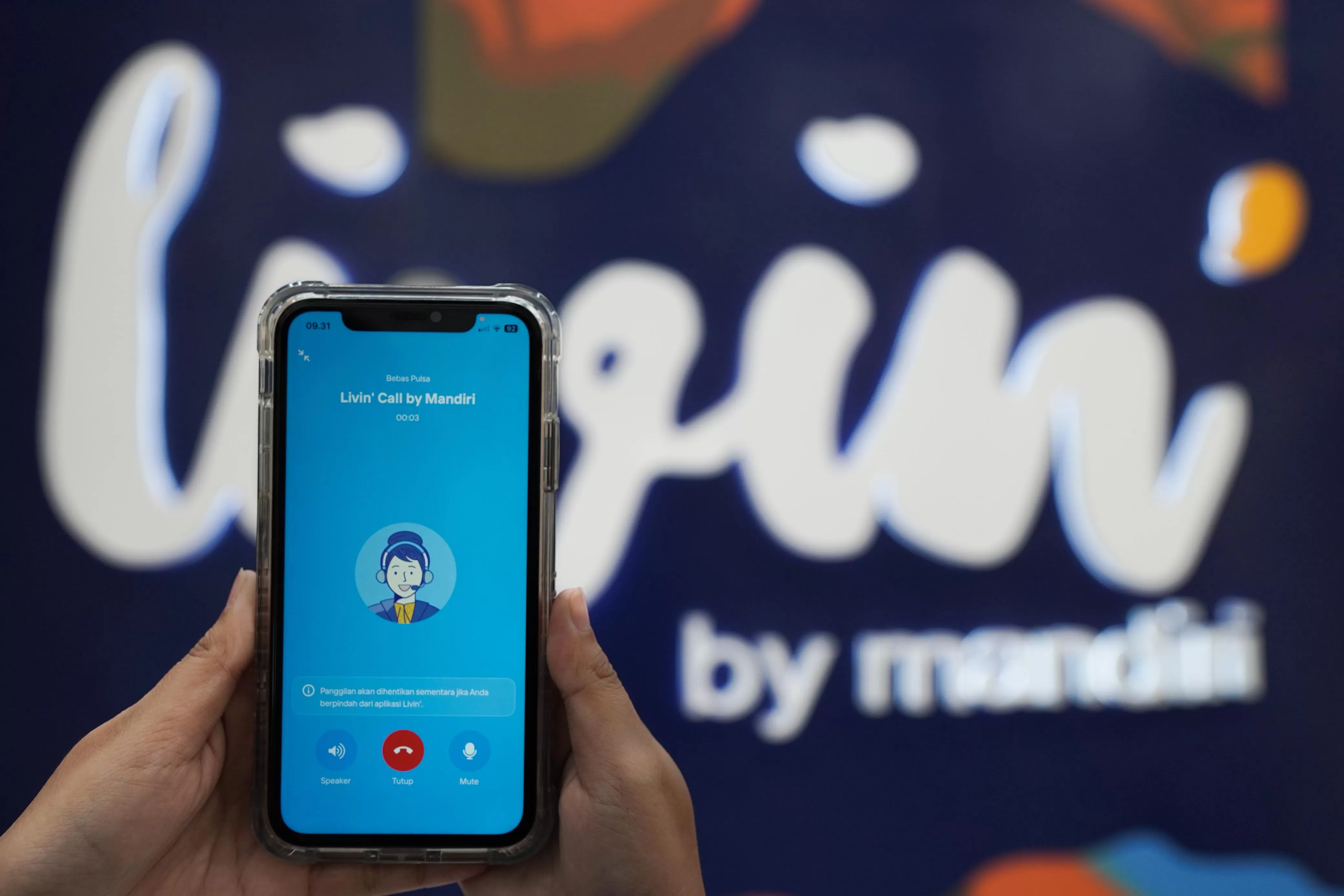 Bank Mandiri hadirkan Livin&rsquo; Call bebas pulsa di aplikasi Livin&rsquo; by Mandiri, memudahkan nasabah akses layanan 24/7, termasuk dari luar negeri. (Dok. Bank Mandiri)