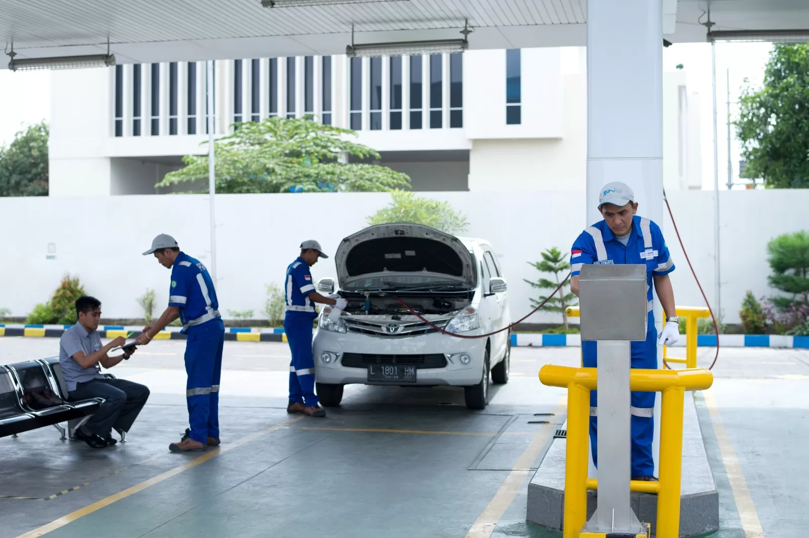 Dari sisi harga, BBG cenderung lebih ekonomis dan stabil. Harga BBG dipatok stabil di seluruh SPBG PGN dengan harga Rp4.500 per Liter Setara Pertalite (LSP).  (DOK. PGN)