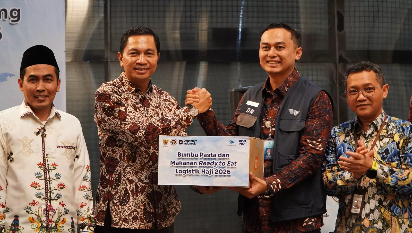 Garuda Indonesia kirim 15 ton makanan siap saji ke Jeddah sebagai bagian distribusi 230 ton logistik konsumsi jemaah haji Indonesia 2026. (Dok. Garuda Indonesia)