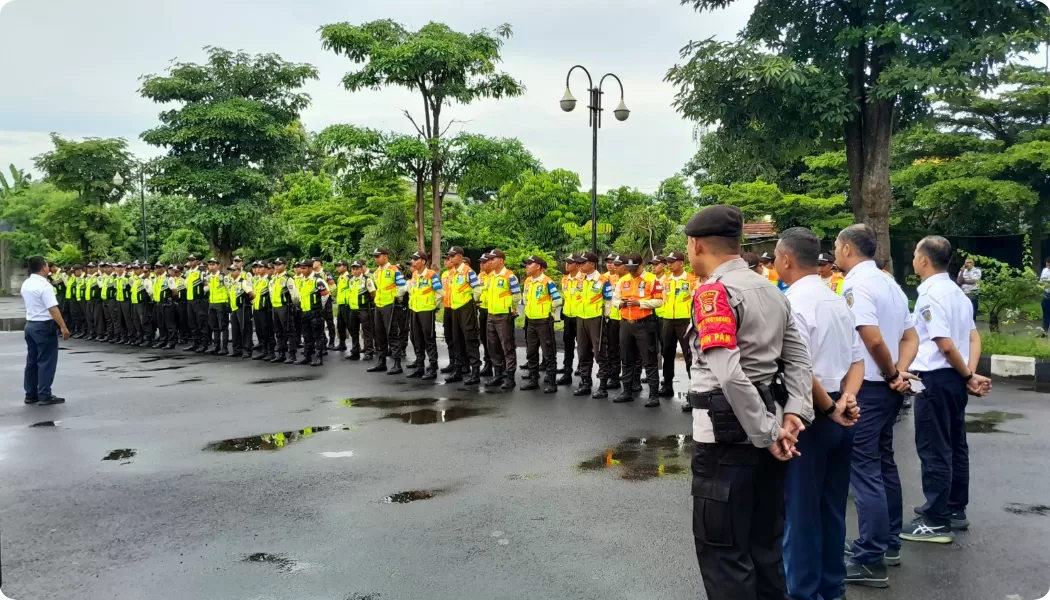 KAI Services gelar pelatihan Gada Pratama dan Madya untuk cetak tenaga keamanan profesional, humanis, dan berstandar nasional. (reska.id)