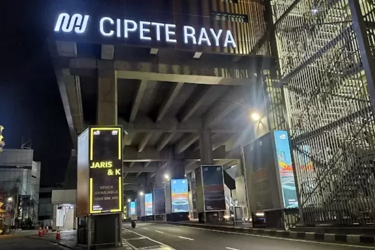 Kawasan Stasiun MRT Cipete di malam hari. (Google/Rahmad Fandi)