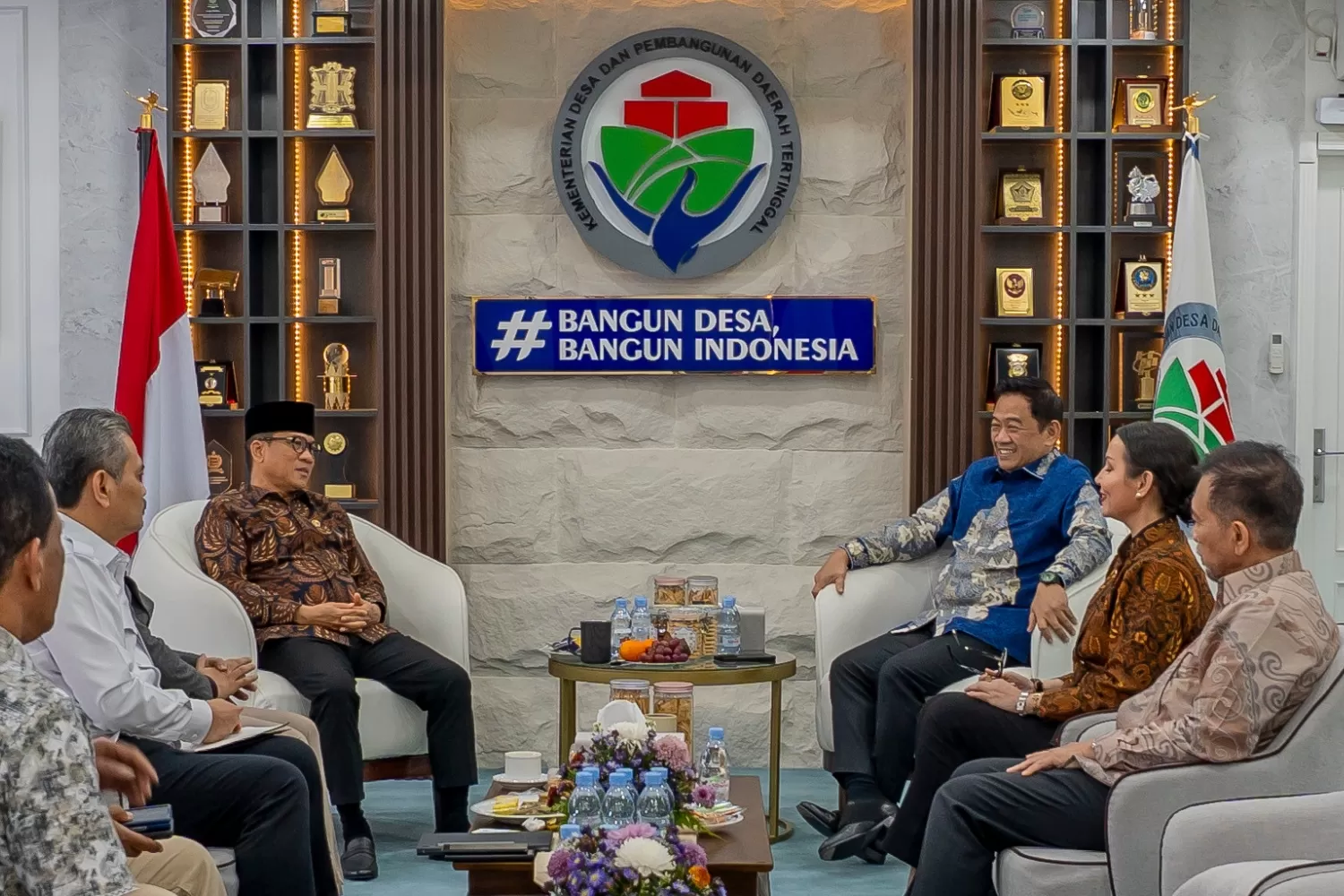 Krakatau Steel dan Kemendes PDTT sinergikan desa tematik, infrastruktur, dan industri demi ketahanan pangan dan program MBG. (Dok. Krakatau Steel)