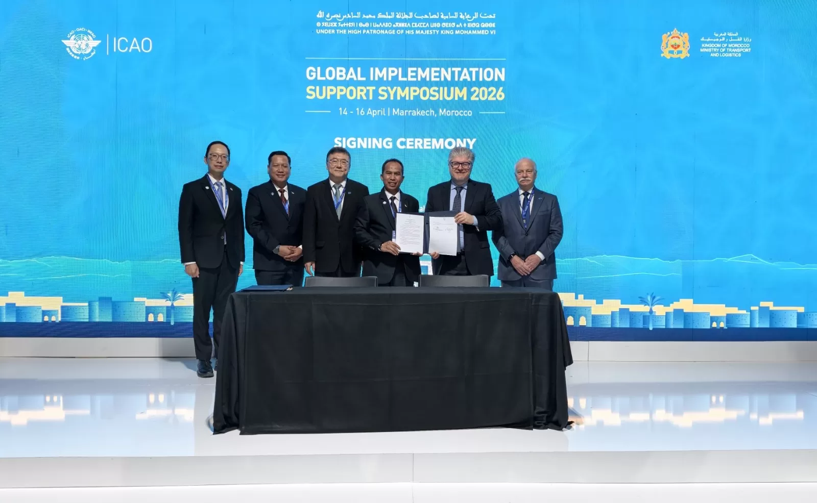 Penandatanganan kerja sama antara AirNav Indonesia dan ICAO di sela ajang ICAO GISS 2026 yang digelar di Maroko pada 14&ndash;16 April 2026. (Dok. AirNav Indonesia)