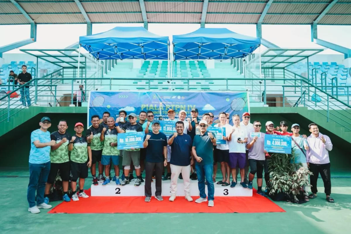 Turnamen tenis PTPN IV 2026 resmi ditutup pada Minggu (19/4), tuan rumah juara dan ajang jadi kampanye hidup sehat serta K3. (Dok. PTPN IV)