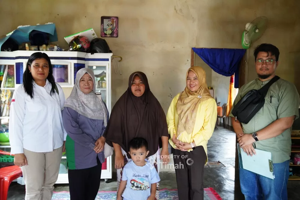 Seleksi Pemali Boarding School 2026/2027 masih berlangsung, PT TIMAH lakukan verifikasi lapangan untuk pastikan beasiswa tepat sasaran. (Dok. PT Timah)