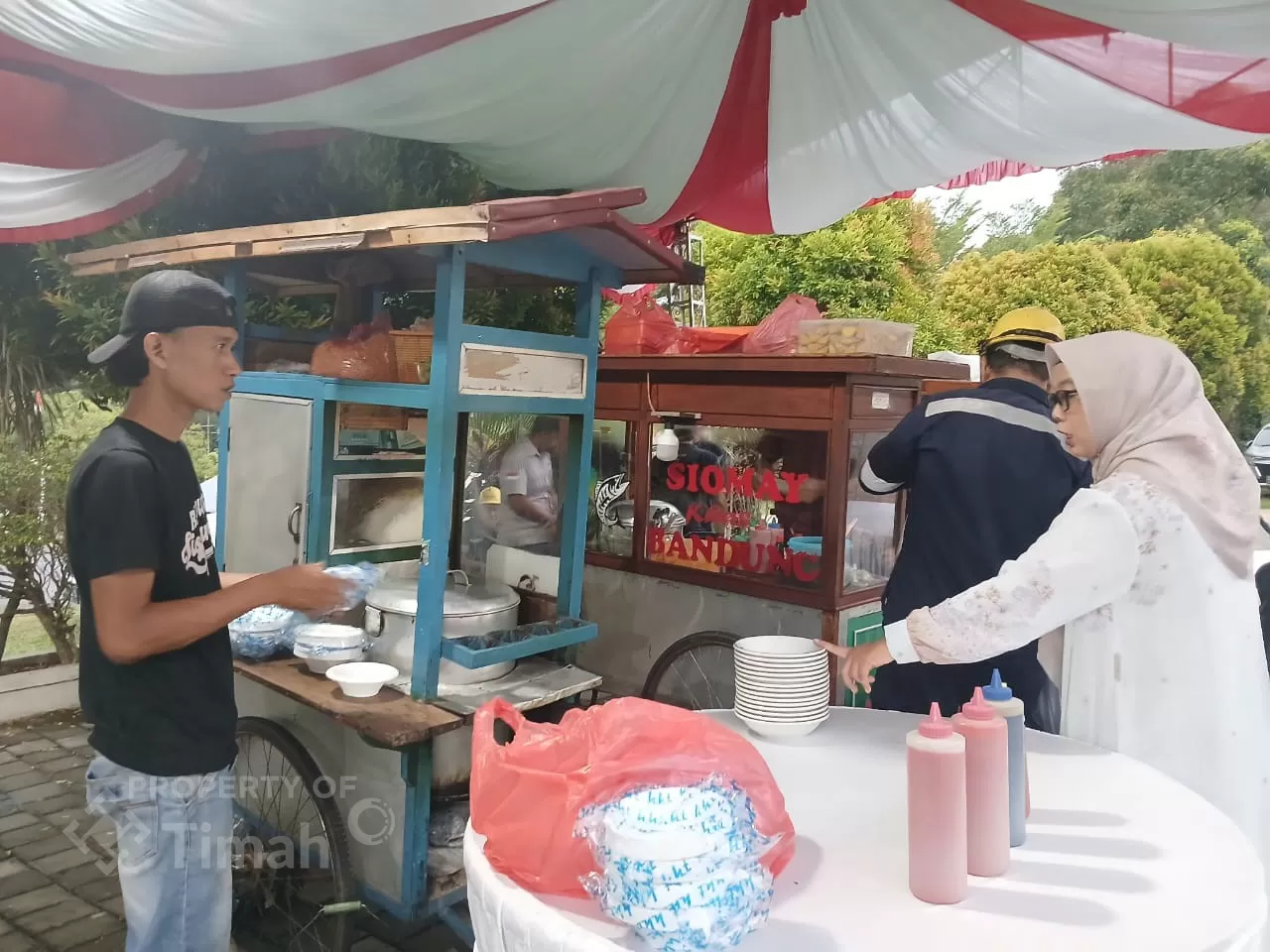 Pedagang mengaku merasa aman dan nyaman saat berjualan di kawasan Gedung Majapahit.
