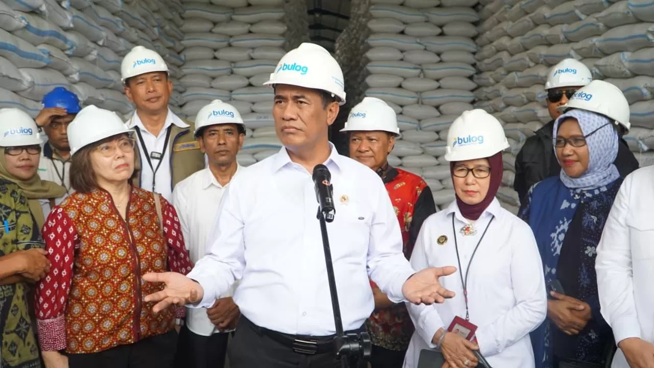 BULOG dan Kementan menggelar Dialog Kebangsaan di Gresik guna memperkuat swasembada pangan bersama akademisi, petani, dan mahasiswa. (Dok. BULOG)