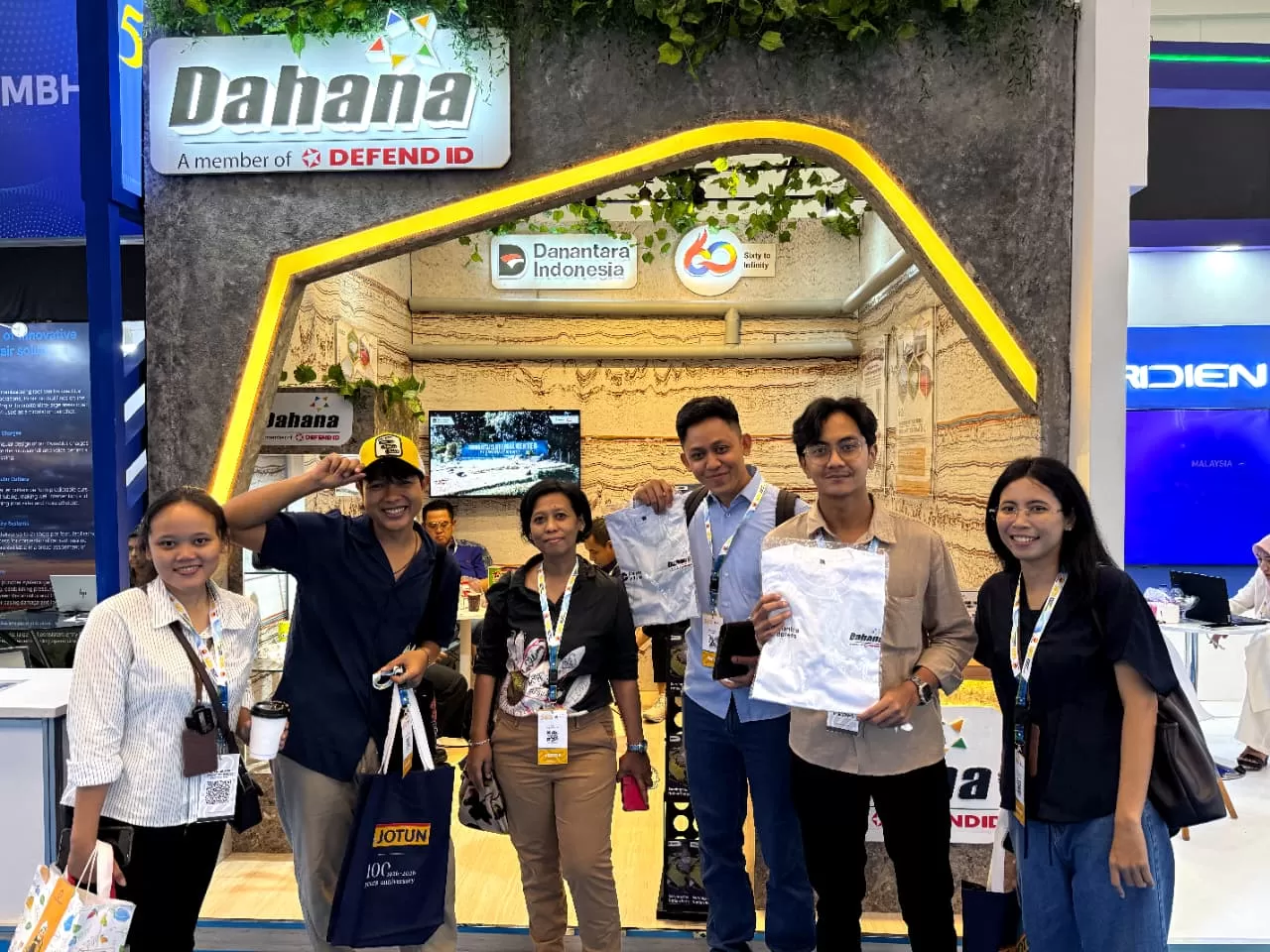 PT Dahana memperkenalkan layanan disposal bahan peledak dan material berbahaya di IPA Convex 2026 guna mendukung keselamatan industri migas. (Dok. DAHANA)