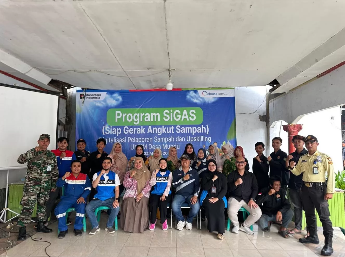 Elnusa jalankan program SIGAS di Desa Mundu, Indramayu, untuk dorong pengelolaan sampah, digitalisasi, dan penguatan UMKM warga. (Dok. Elnusa)