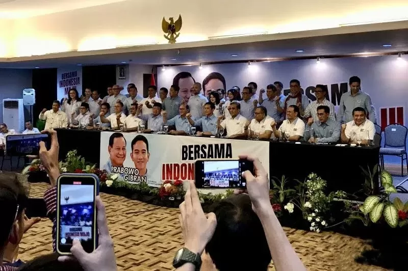 Daftar Lengkap Tim Kampanye Nasional Prabowo Gibran Ada Reza Arap Hot