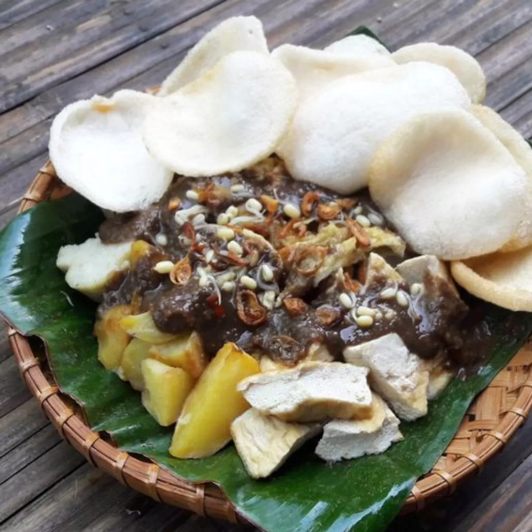 Kuliner Lezat Khas Surabaya Resep Makanan Tahu Tek Yang Praktis Dan Nikmat Beritrust 4684
