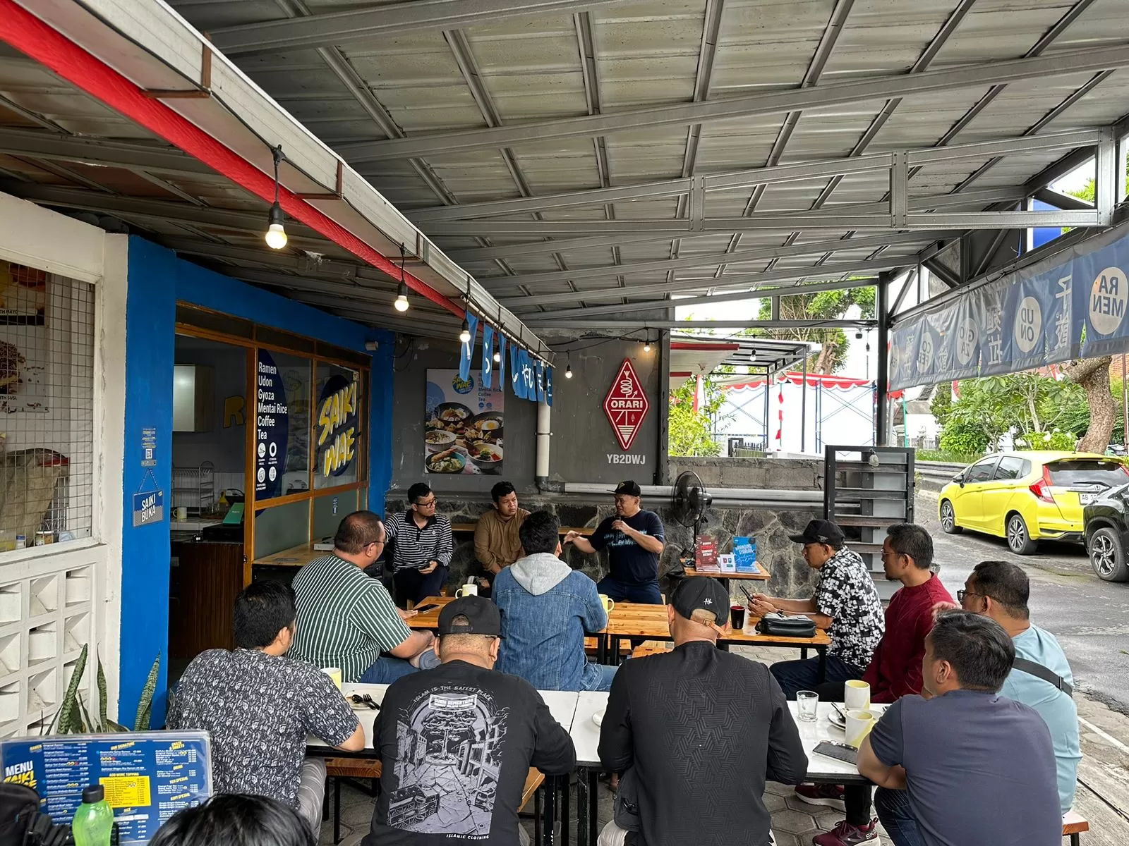 Komunitas Muslim Maju Manfaat (3M) menggelar diskusi dengan tema Promo Santer Dodolan Banter di Saikiwae Ramen Timoho (Harminanto)