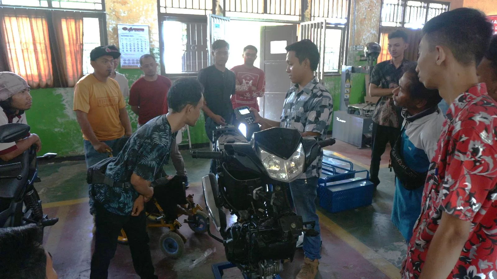 Pelatihan servis motor injeksi di Purbalingga (Istimewa)