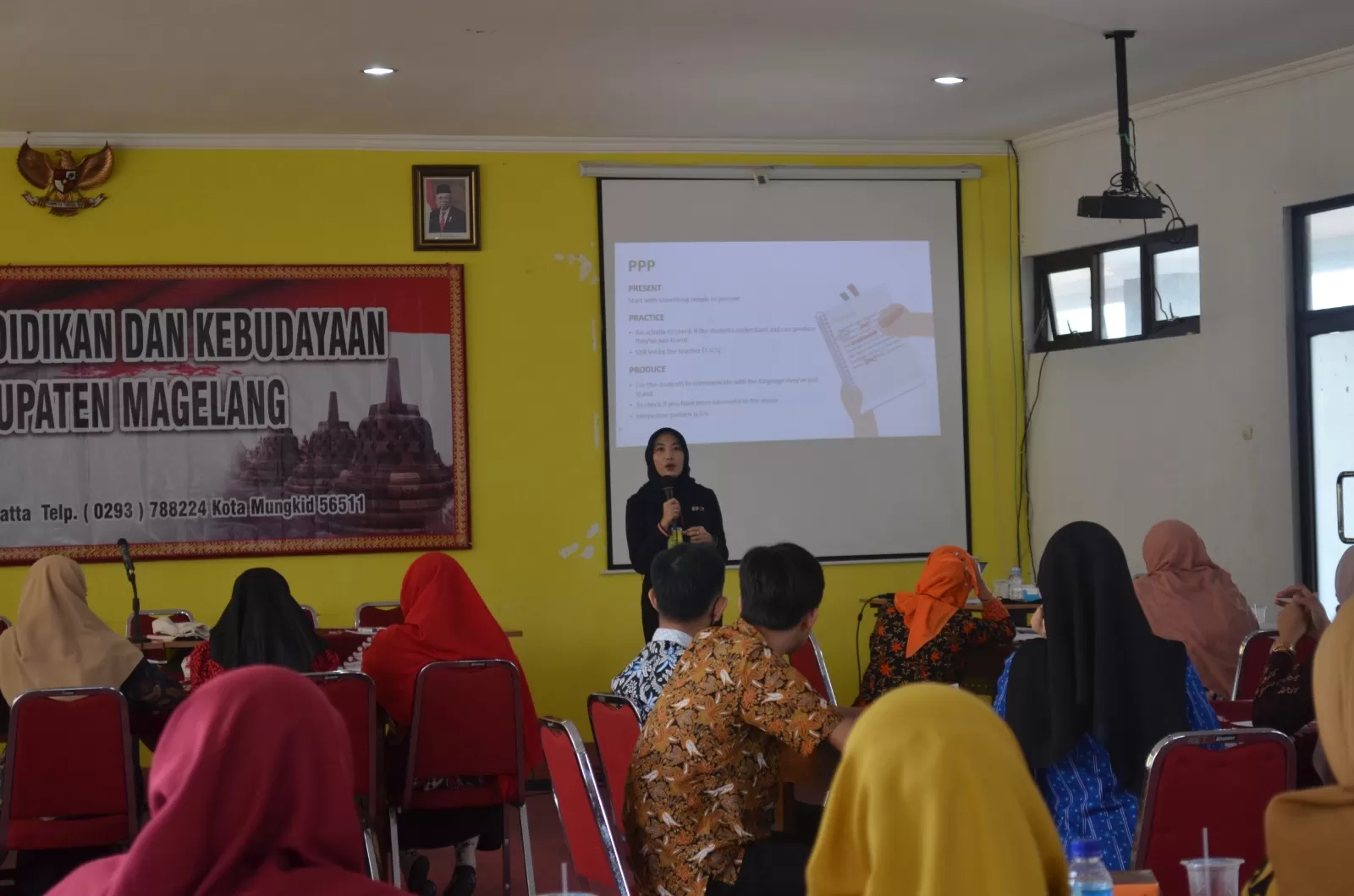 suasana pelatihan Bahasa Inggris untuk Guru Sekolah Dasar dan Sekolah Menengah Pertama di Kabupaten Magelang (istimewa)