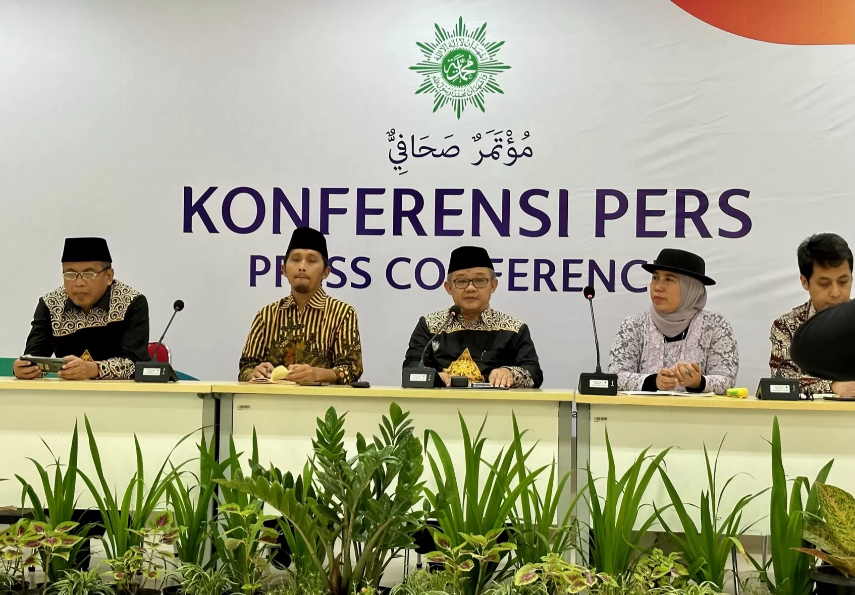  Pimpinan Muhammadiyah saat berikan keterangan pada media (Harminanto)