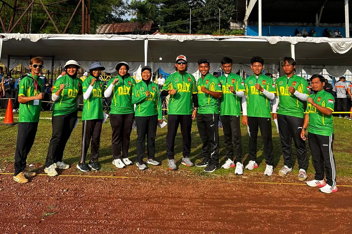 im beregu putra dan putri recurve DIY menjadi salah satu tim yang telah meraih tiket PON XXI Aceh-Sumut 2024 mendatang. (Dok. Pengda Perpani DIY)