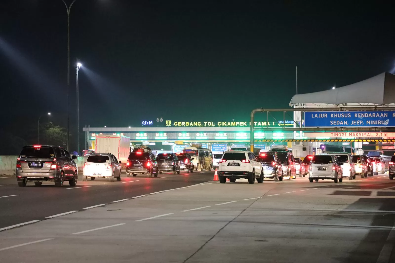 arus kendaraan di ruas tol (istimewa)