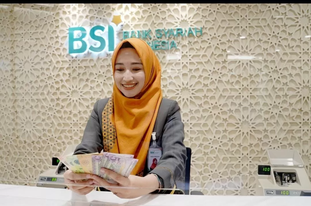 transaksi di teller BSI (istimewa)