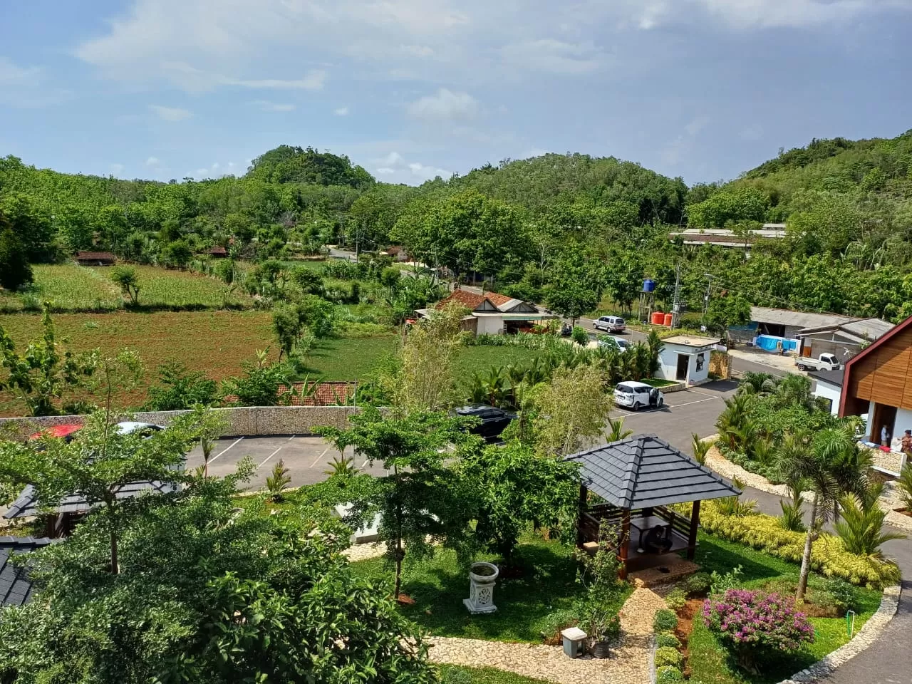 Kekayaan alam kars harus dijaga kelestariannya karena bisa mengubah peyimpanan air tanah (istimewa)