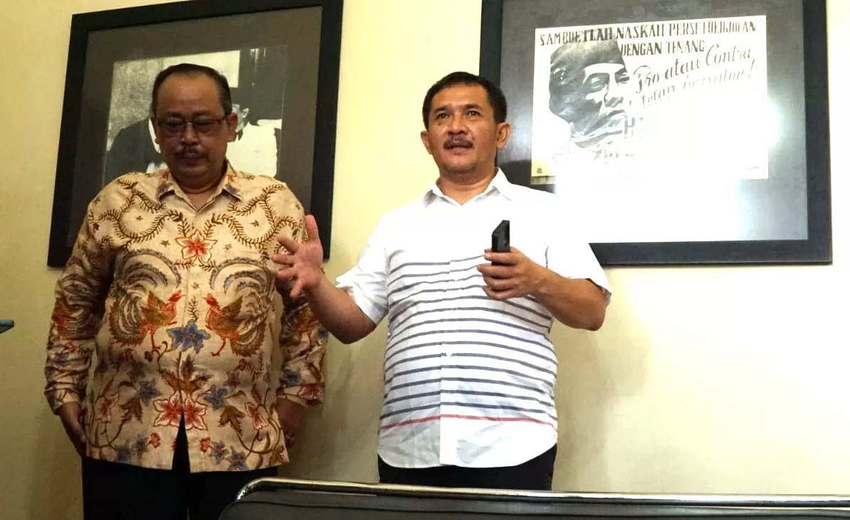Ketua dan Wakil Ketua Komisi A DPRD DIY, Eko Suwanto (kanan) dan Sudaryanto (Foto: Istimewa)
