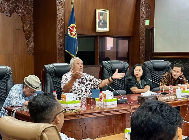 Koentjoro saat diskusi bersama media (Harminanto)