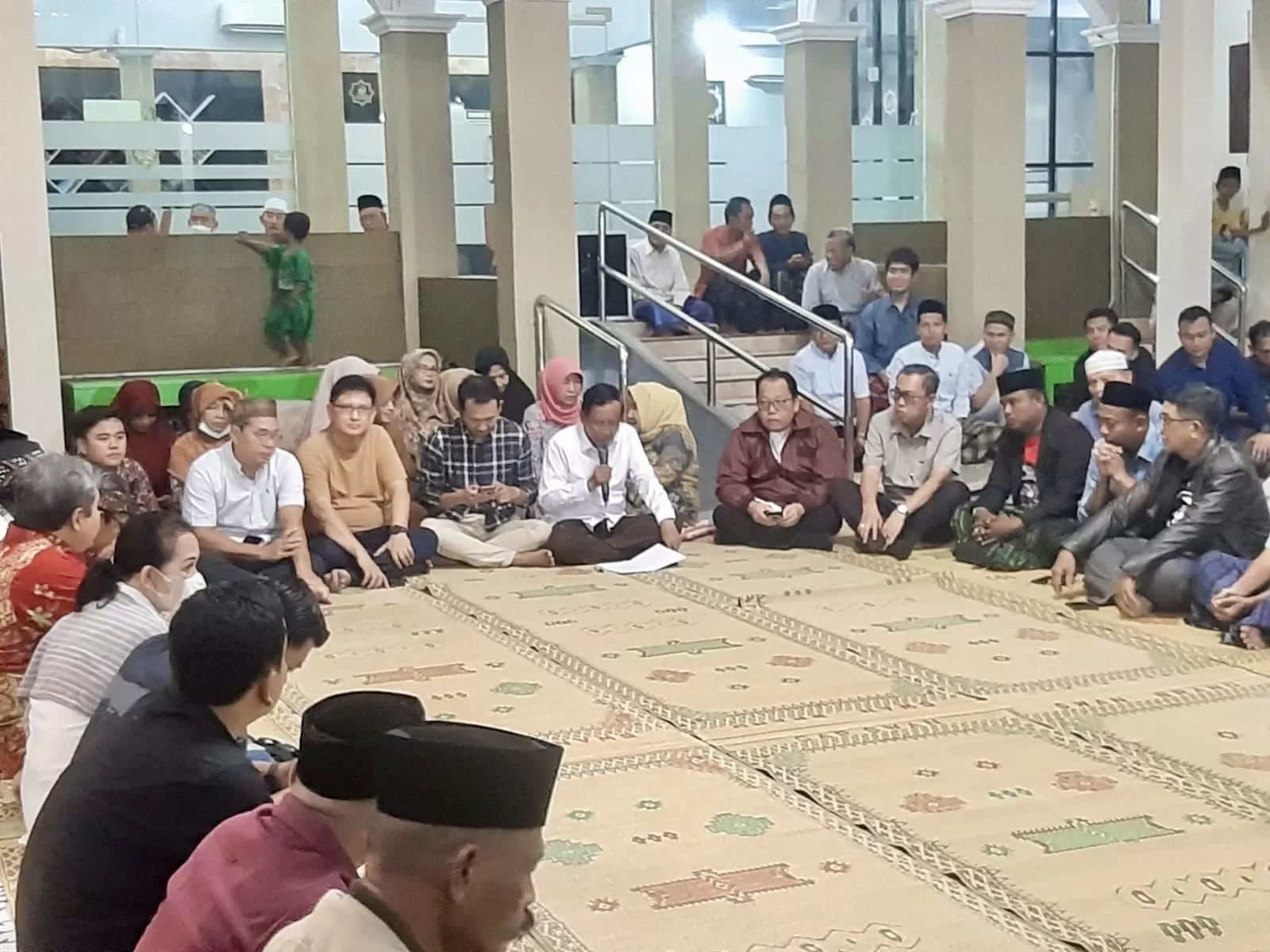 Mahfud MD gelar tirakatan jelang pencoblosan