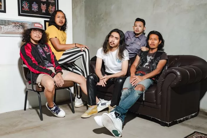 Tiger Paw feat Dilla Lips hadir dengan tembang anyar bertajuk Ciu . (Istimewa)