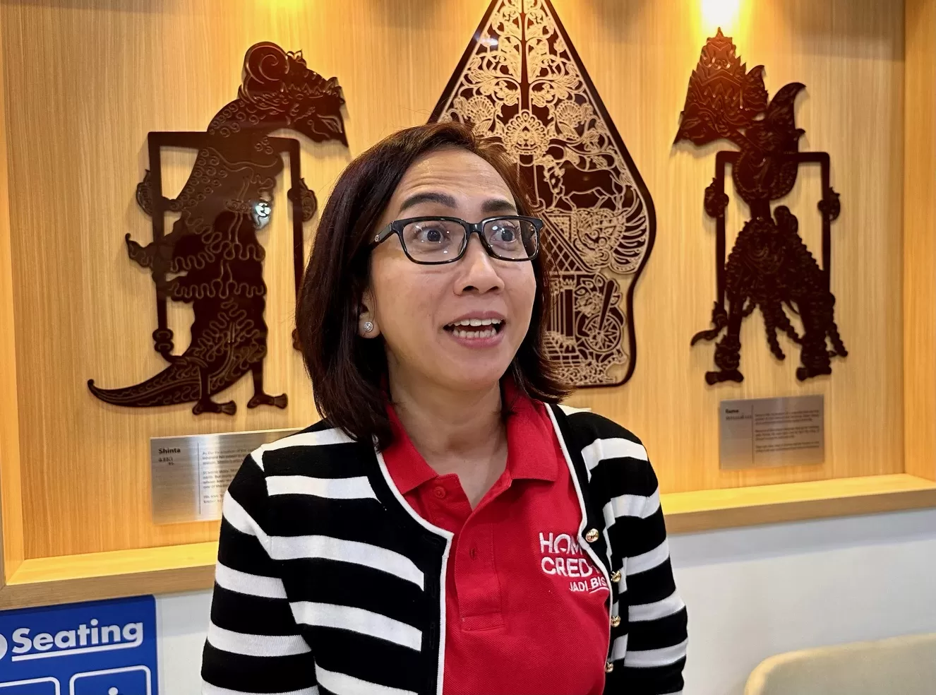 Sylvia Lazuarni saat berbincang dengan media (foto: Harminanto)