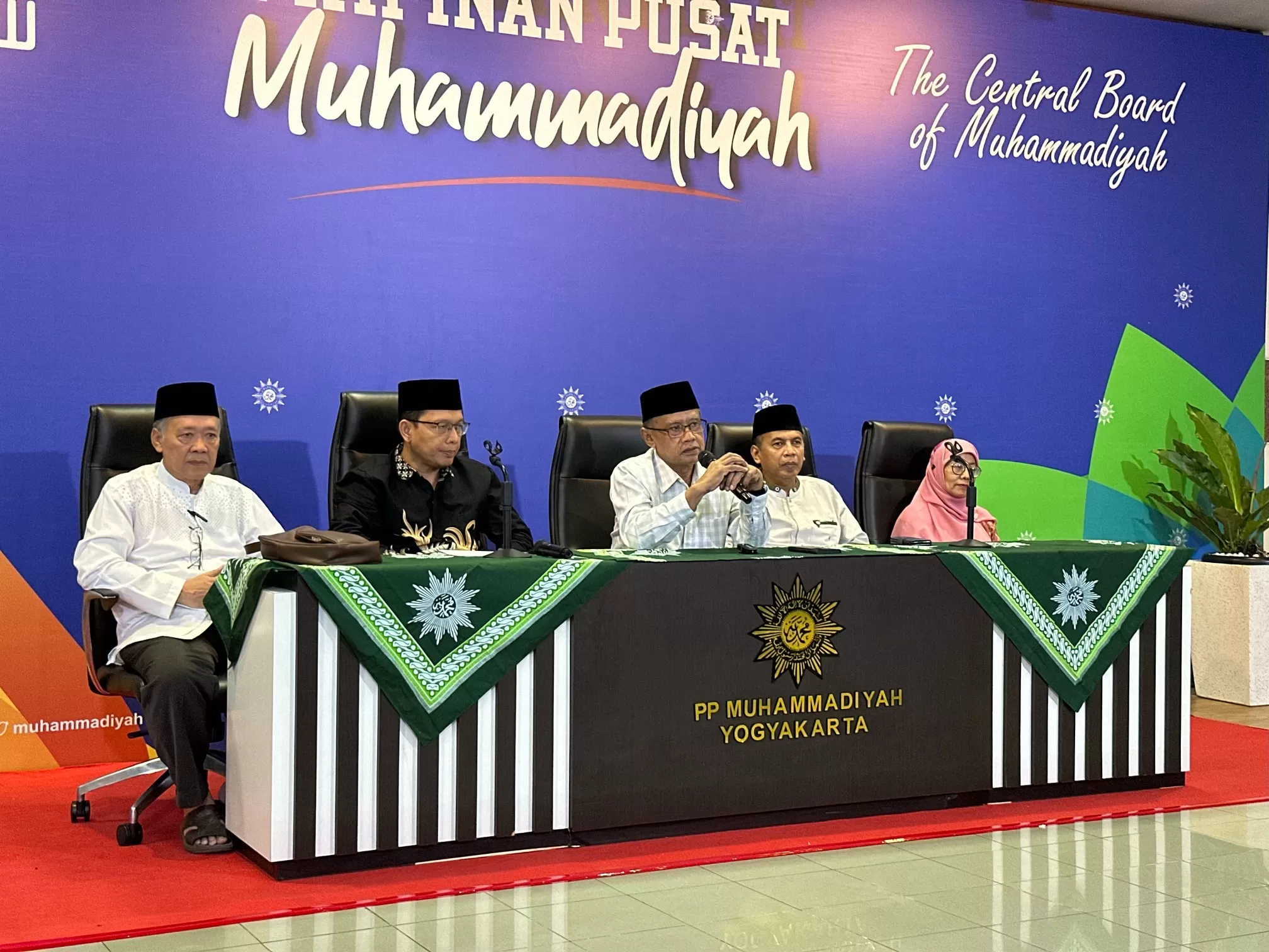  Pimpinan Muhammadiyah saat bertemu wartawan di momen silaturahmi dan buka bersama (Harminanto)