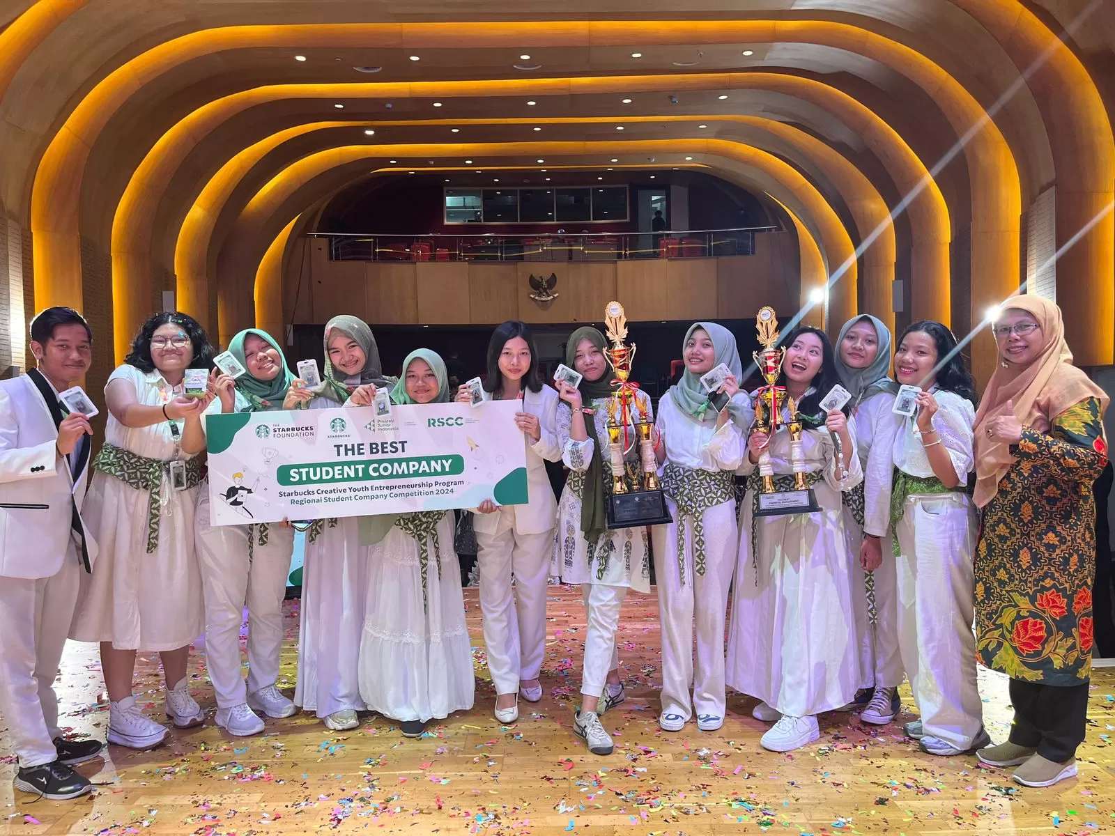 Tim Sarasija Student Company SMA Negeri 3 Yogyakarta, usai pengumuman RSCC. (Istimewa)