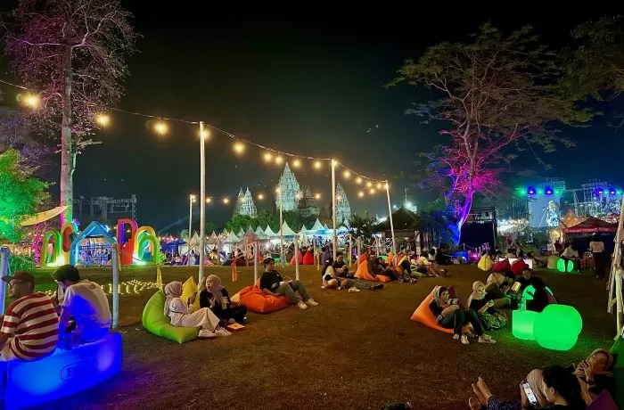 Salah satu sudut warna-warni Prambanan Jazz Festival 2024 (Harminanto)