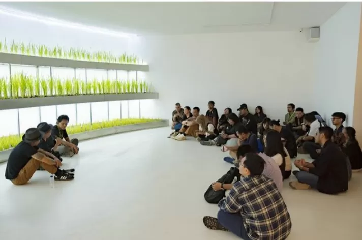 Meet The Artist sesi pertama bersama Agus Suwage dan Titarubi (IG @artjog.id)