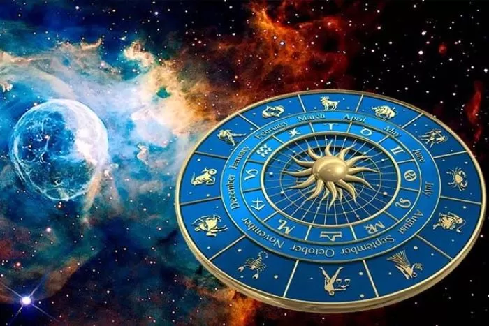 cek zodiak pada 12 Juli 2024 terbaru seputar keuangan paling beruntung (pinterest)