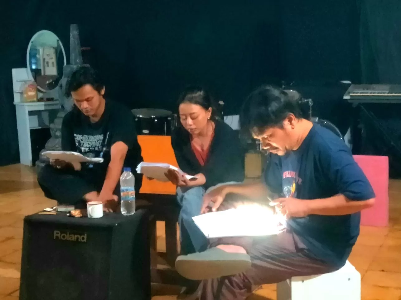 Proses latihan lakon &lsquo;Inspektur Jenderal&rsquo;&nbsp;KR-Istimewa